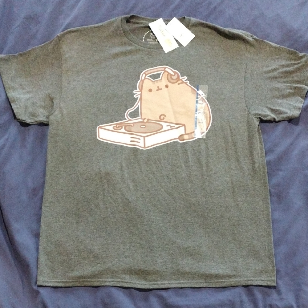Pusheen Charcoal Gray Cat Tee Size L